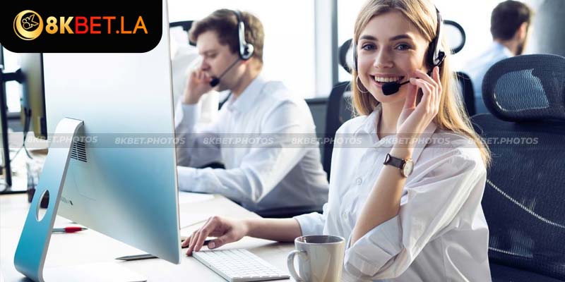 Liên hệ 8KBet bằng hotline để hỗ trợ ngay lập tức